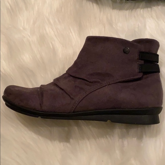 NWOT Bussola Ladies Booties - Picture 7 of 9